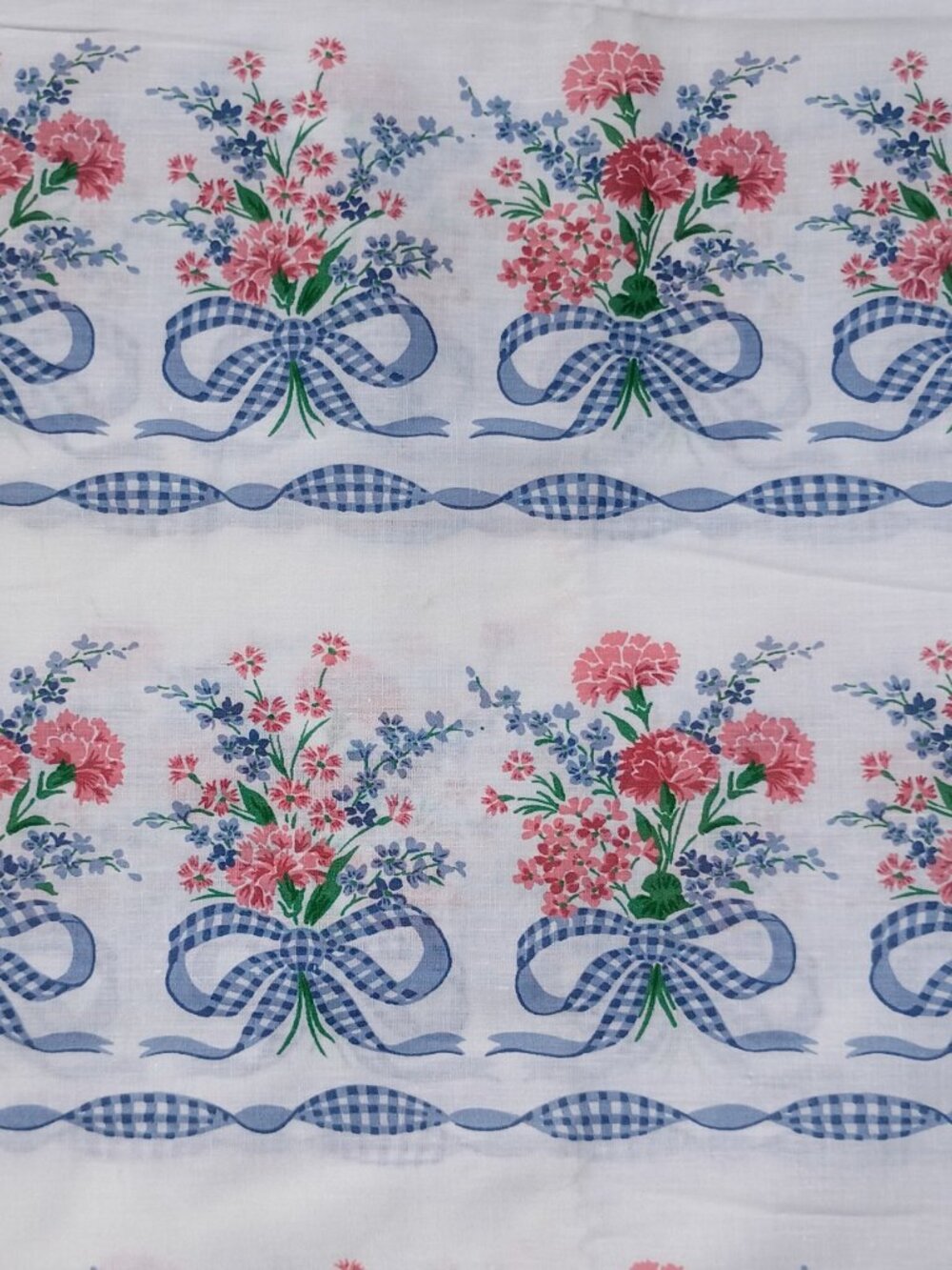 Vintage Floral Fabric White with Blue and Pink Gingham Bows 4 Yards Cottagecore - Picture 8 of 10